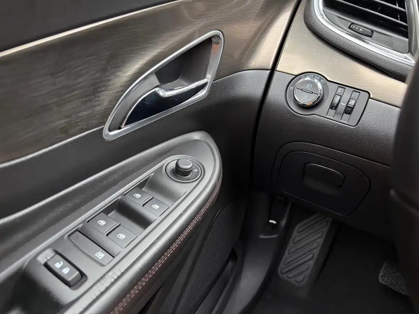 2015 Buick Encore 1.4T Automatic 2WD Urban Leading Edition — миниатюра 13