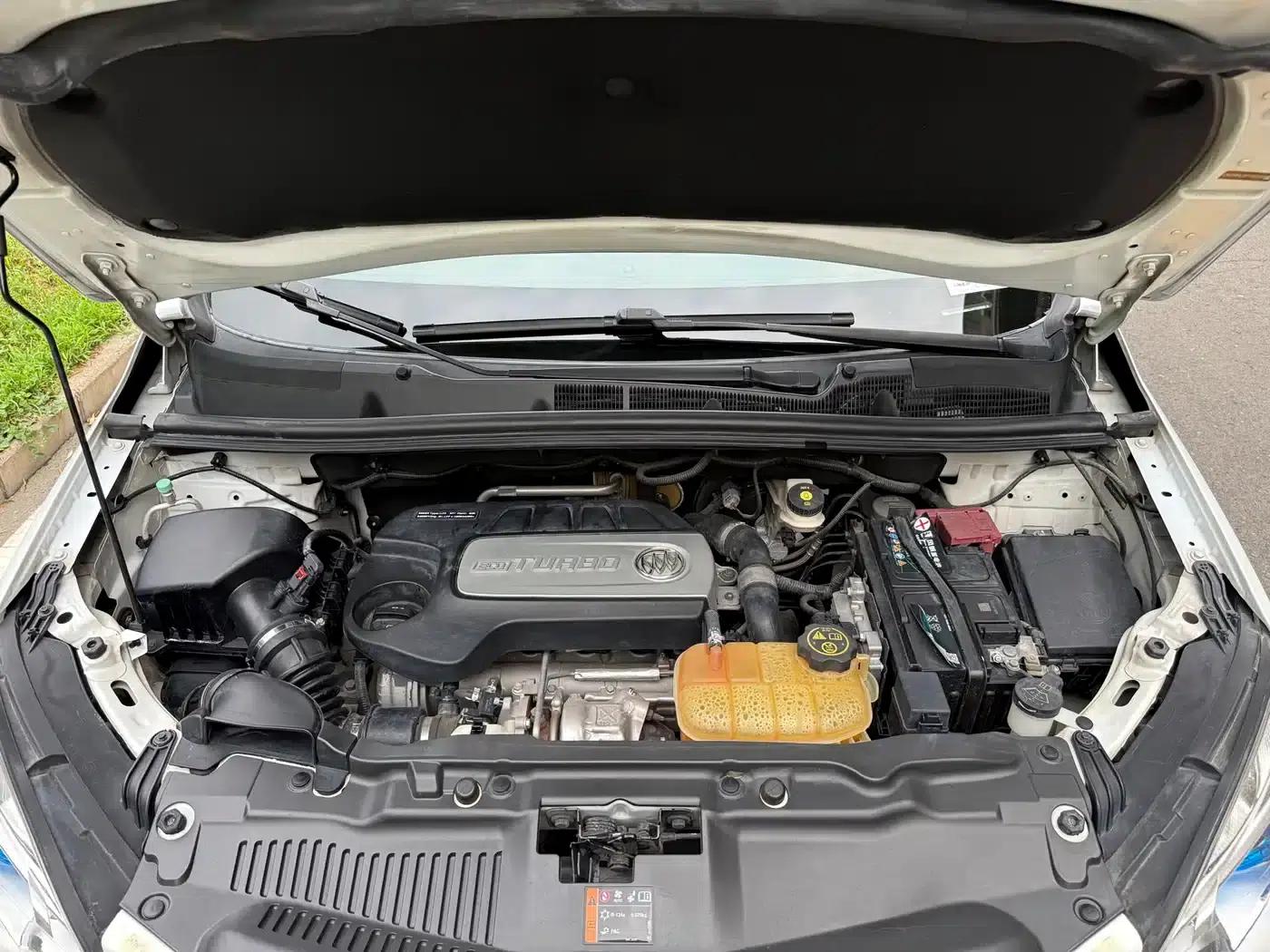 2015 Buick Encore 1.4T Automatic 2WD Urban Leading Edition — миниатюра 17