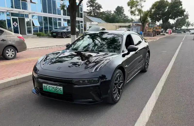 ZEEKR 001 2026 5th Anniversary Edition 103kWh AWD — миниатюра 1