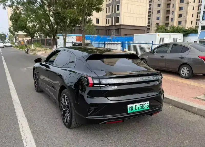 ZEEKR 001 2026 5th Anniversary Edition 103kWh AWD — миниатюра 4