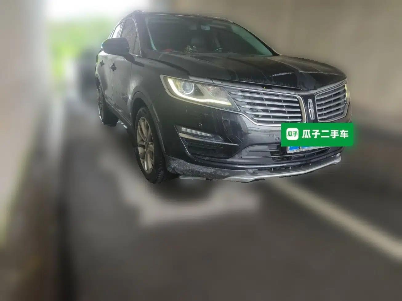 Lincoln MKC 2018 2.0T Two-Wheel Drive Luxury Edition — миниатюра 3