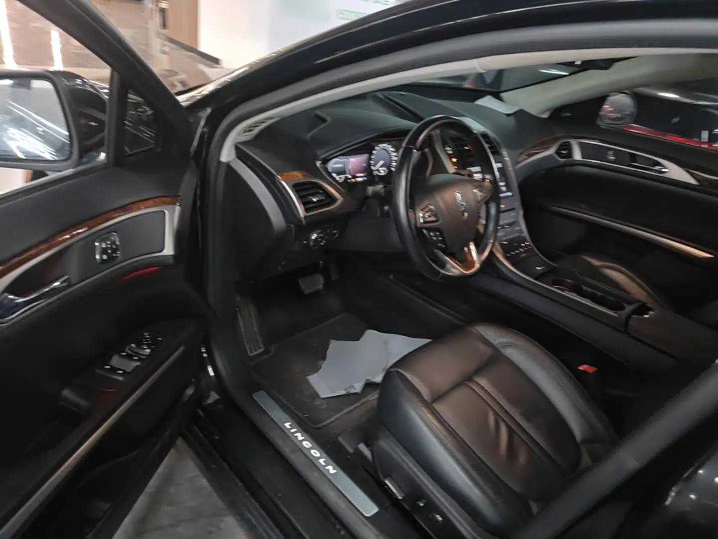 Lincoln MKZ 2014 2.0T Luxury Edition — миниатюра 18