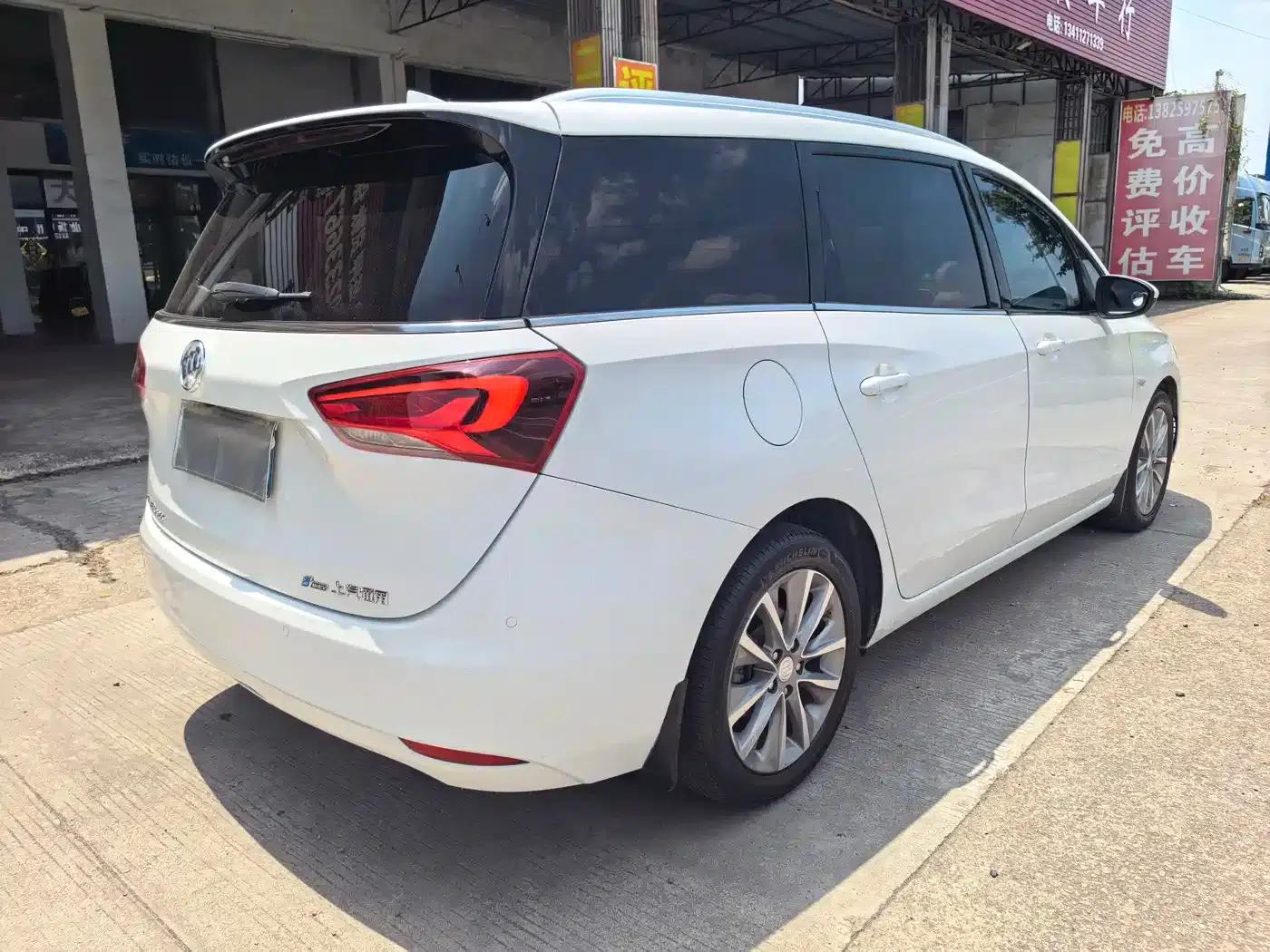 Buick GL6 2021 323T Mild Hybrid Connected Luxury Edition — миниатюра 17