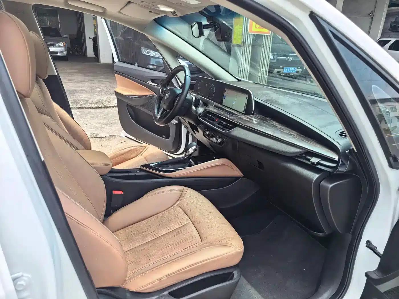 Buick GL6 2021 323T Mild Hybrid Connected Luxury Edition — миниатюра 6