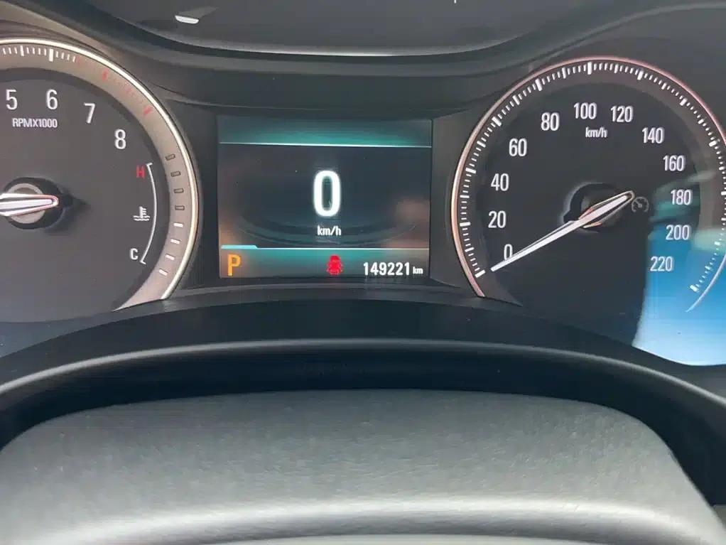 Buick GL6 2018 18T 6-seater Premium — миниатюра 3