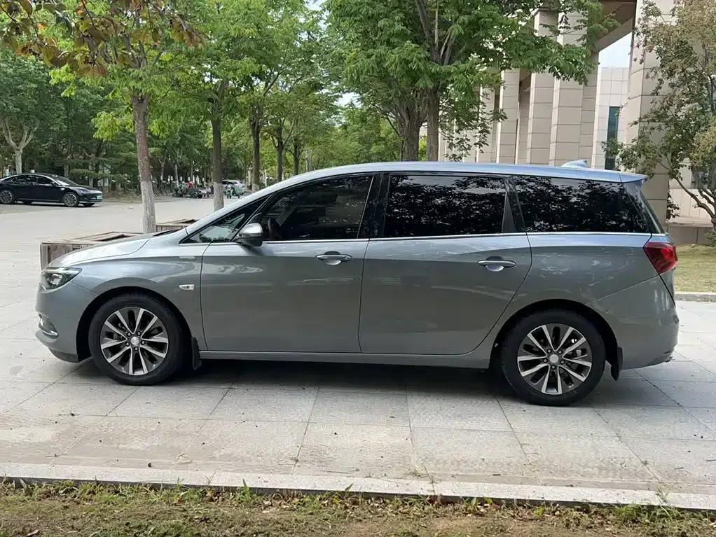 Buick GL6 2018 18T 6-seater Premium — миниатюра 10