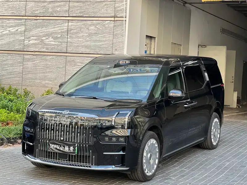 ZEEKR 009 2024 Model AWD 108kWh — миниатюра 1