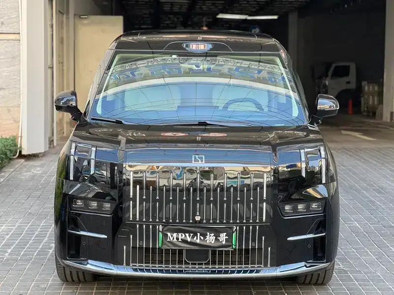 ZEEKR 009 2024 Model AWD 108kWh — миниатюра 2