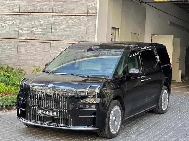 ZEEKR 009 2024 Model AWD 108kWh