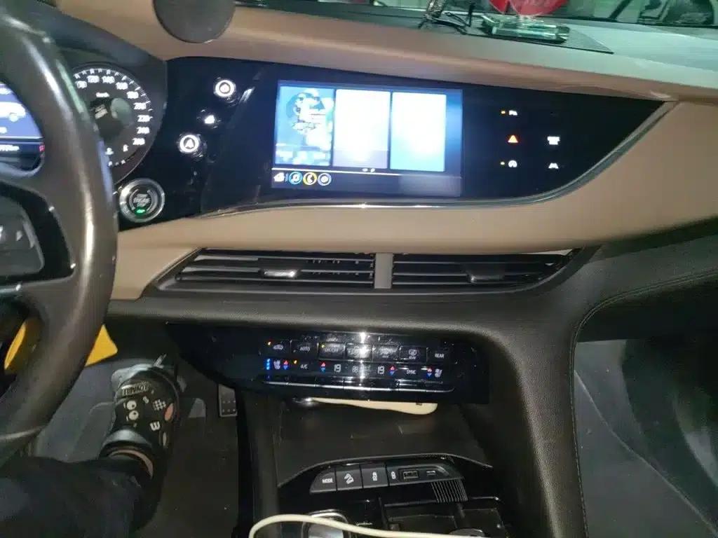 Enclave 2020 28T AWD Flagship — миниатюра 6