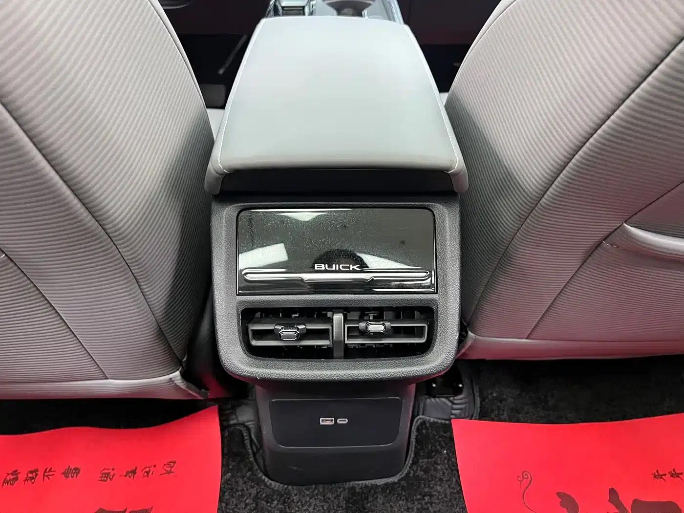 Buick E5 2025 620KM Premium Edition — миниатюра 18