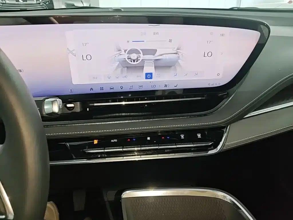 Buick E5 2025 620KM Premium Edition — миниатюра 13