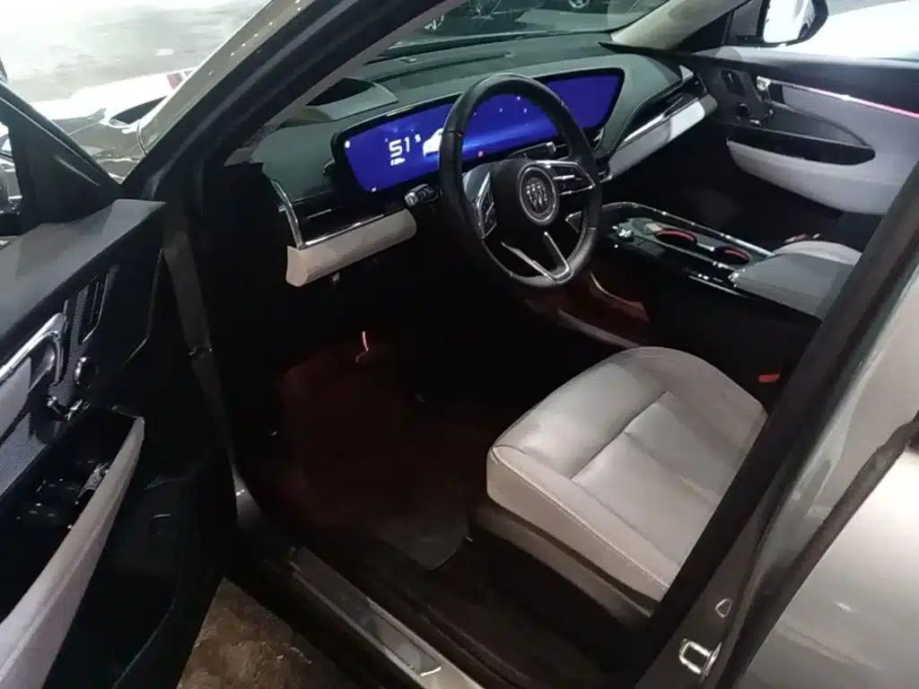 Buick E5 2023 Premium Standard Range Edition — миниатюра 16