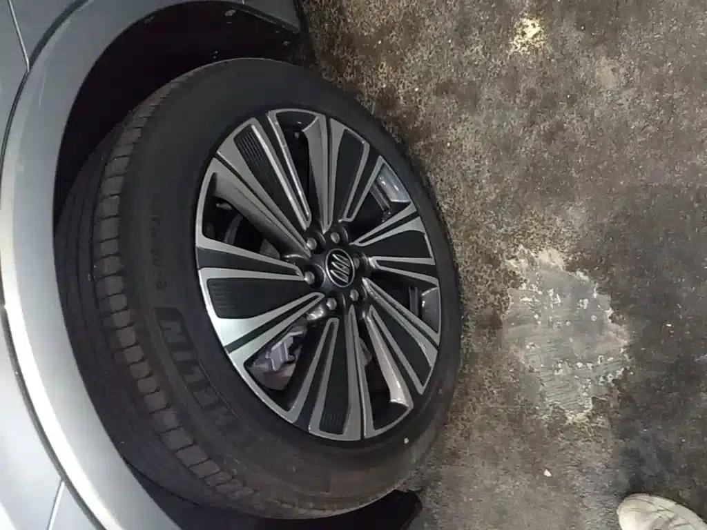 Buick E5 2023 Premium Standard Range Edition — миниатюра 23