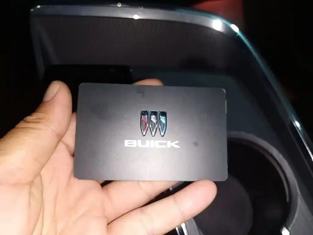 Buick E5 2023 Premium Standard Range Edition — миниатюра 9