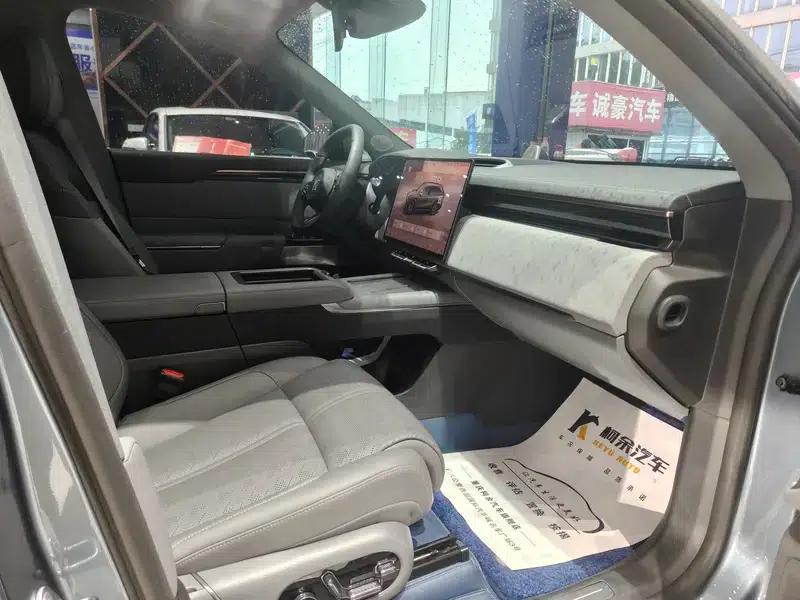 ZEEKR 7X 2025 100kWh Long Range Rear-Wheel Drive Intelligent Driving Edition — миниатюра 12