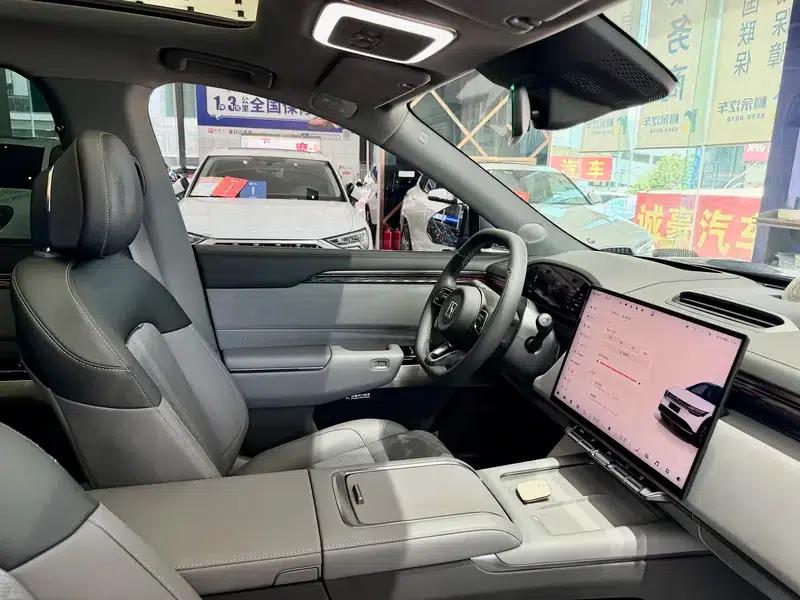 ZEEKR 7X 2025 100kWh Long Range Rear-Wheel Drive Intelligent Driving Edition — миниатюра 16