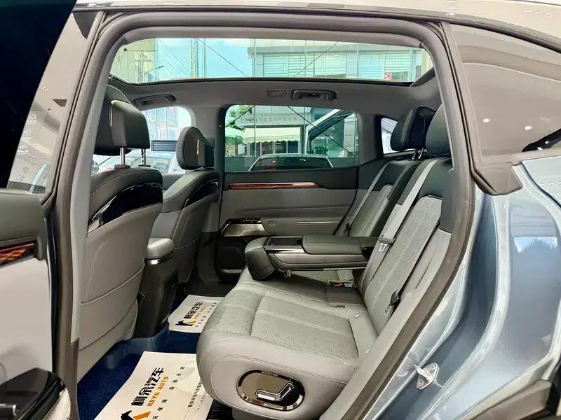 ZEEKR 7X 2025 100kWh Long Range Rear-Wheel Drive Intelligent Driving Edition — миниатюра 17