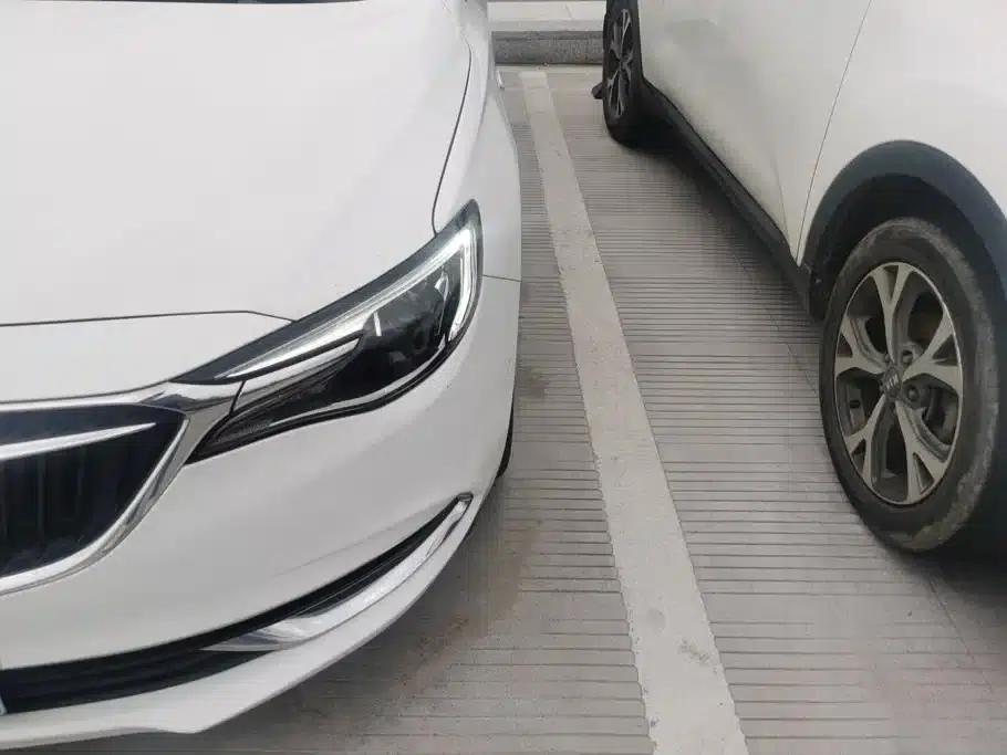 Buick Verano 2018 18T Automatic Elite — миниатюра 5