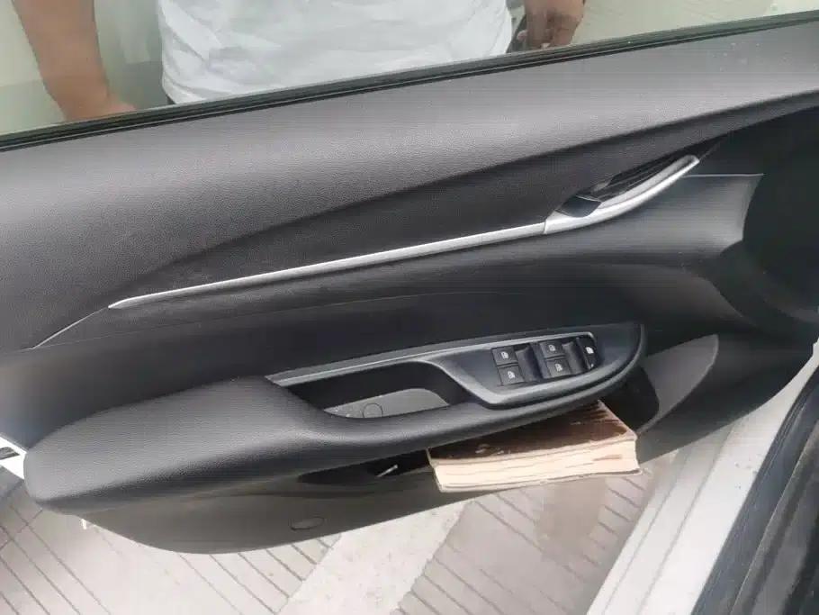 Buick Verano 2018 18T Automatic Elite — миниатюра 7