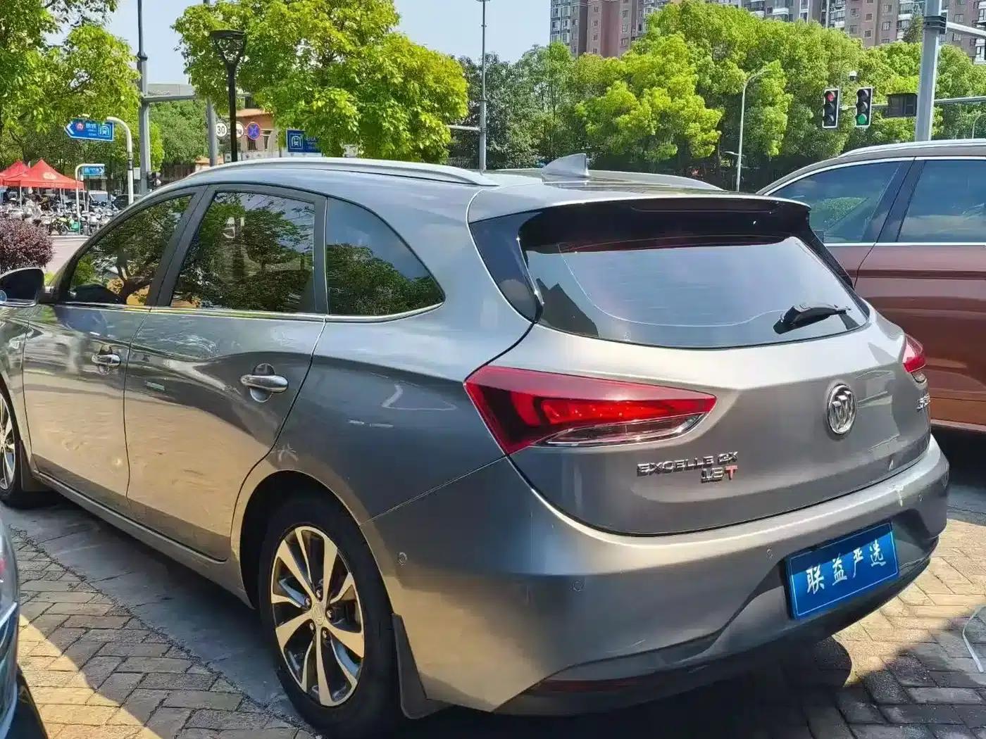 Buick Verano 2018 18T Automatic Elite — миниатюра 9