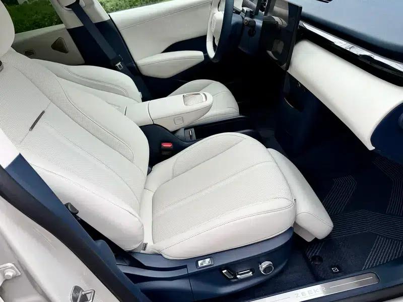 ZEEKR X 2025 Four-Seat Rear-Wheel Drive Cube Edition — миниатюра 10