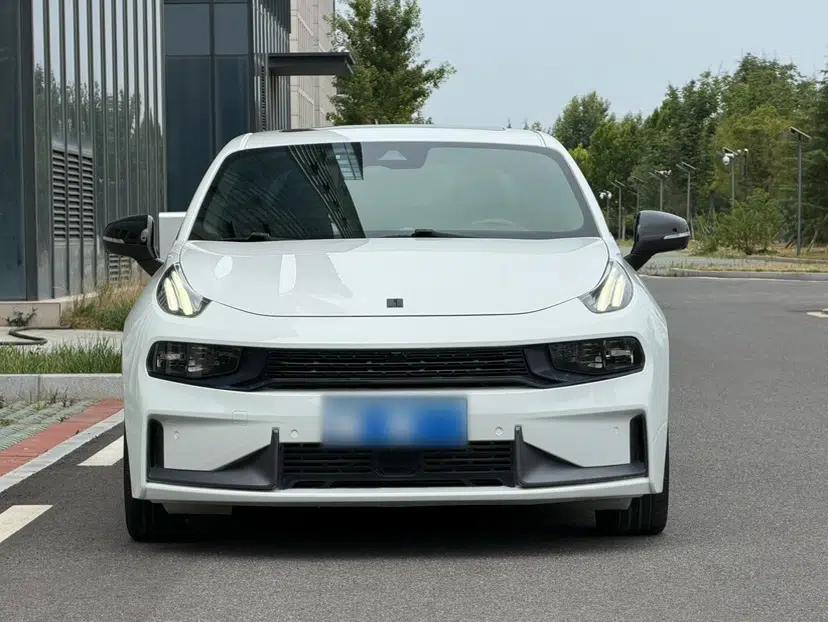 Lynk & Co 03 2019 1.5TD DCT JingPro Edition China VI Standard — миниатюра 2