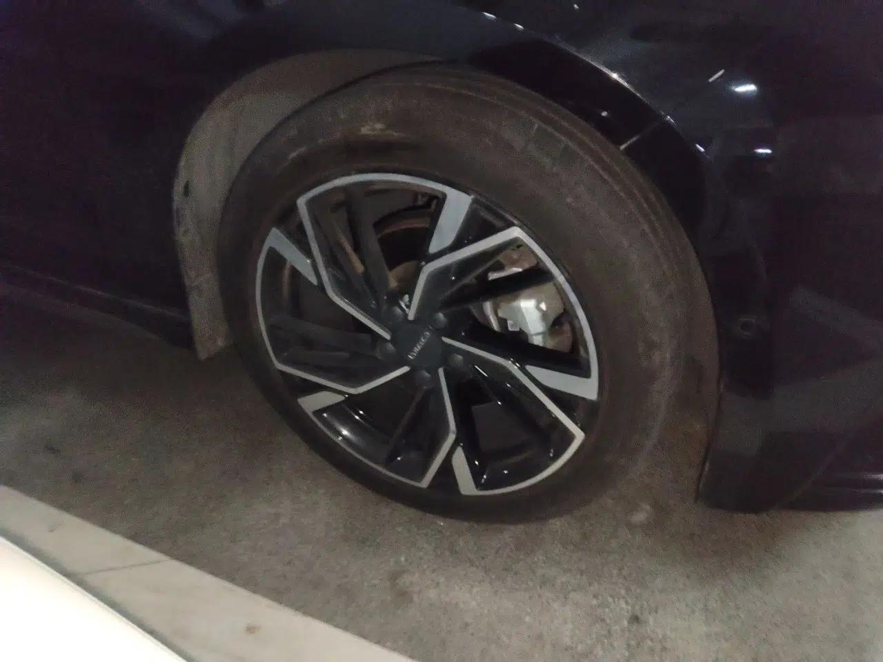 Lynk & Co 03 2023 2.0TD DCT H-Power Halo — миниатюра 8