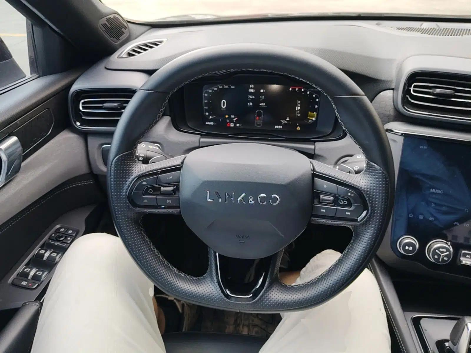 Lynk & Co 03 2022 1.5TD DCT JingPlus — миниатюра 13