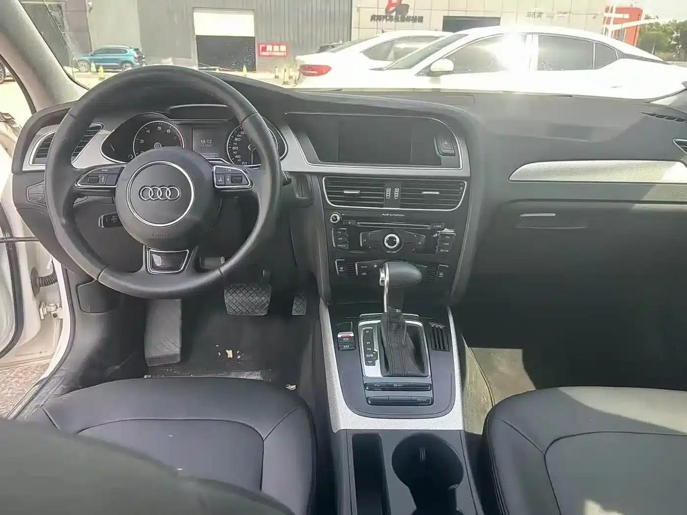 Audi A4L 2013 35 TFSI Automatic Comfort — миниатюра 6