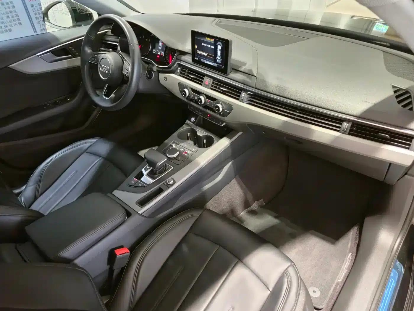 Audi A4L 2019 40 TFSI Progressive (National V Emission Standard) — миниатюра 16