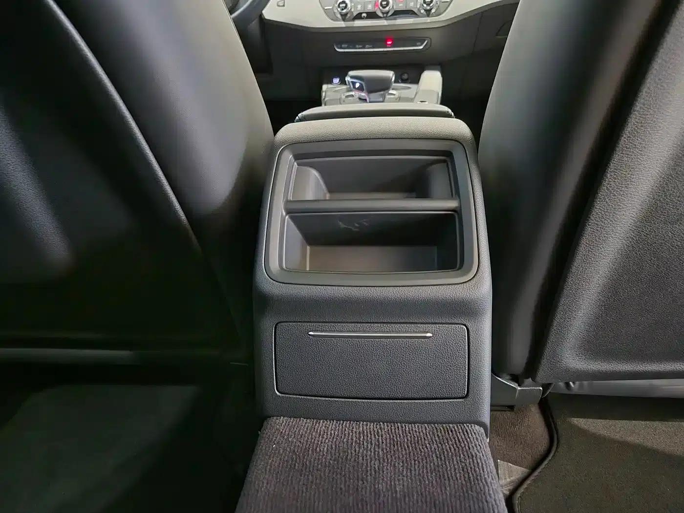 Audi A4L 2019 40 TFSI Progressive (National V Emission Standard) — миниатюра 19