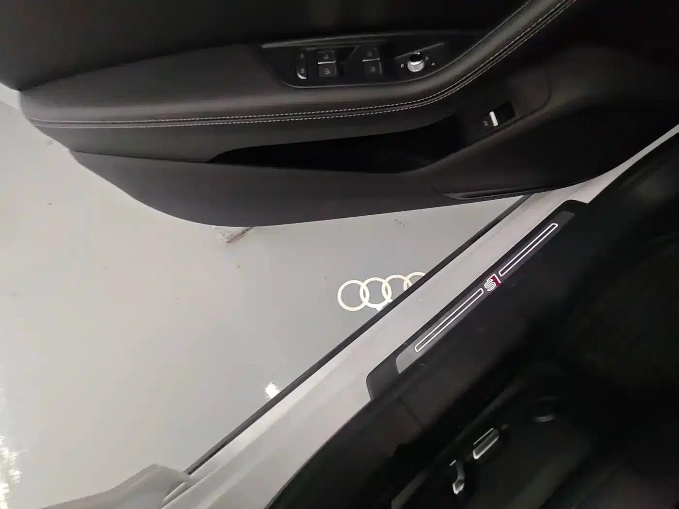 Audi A4L 2025 2 Million Unit Enjoyment Edition 40 TFSI Fashionable and Dynamic Model — миниатюра 11
