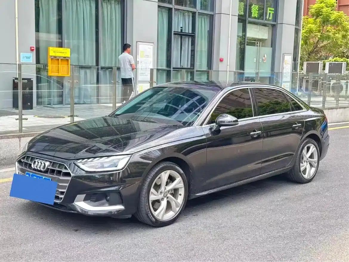 Audi A4L 2020 40 TFSI Luxury Elegance — миниатюра 1
