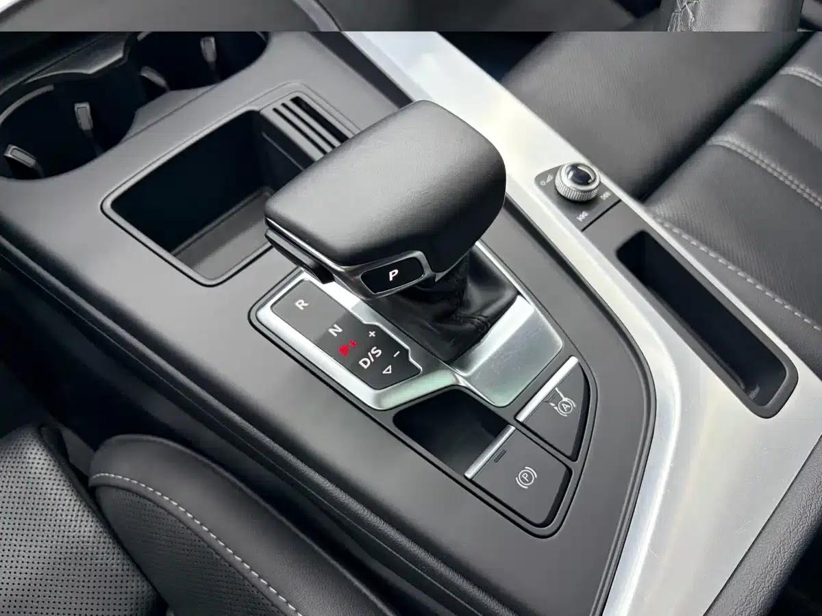 Audi A4L 2022 40 TFSI Luxury Dynamic — миниатюра 9