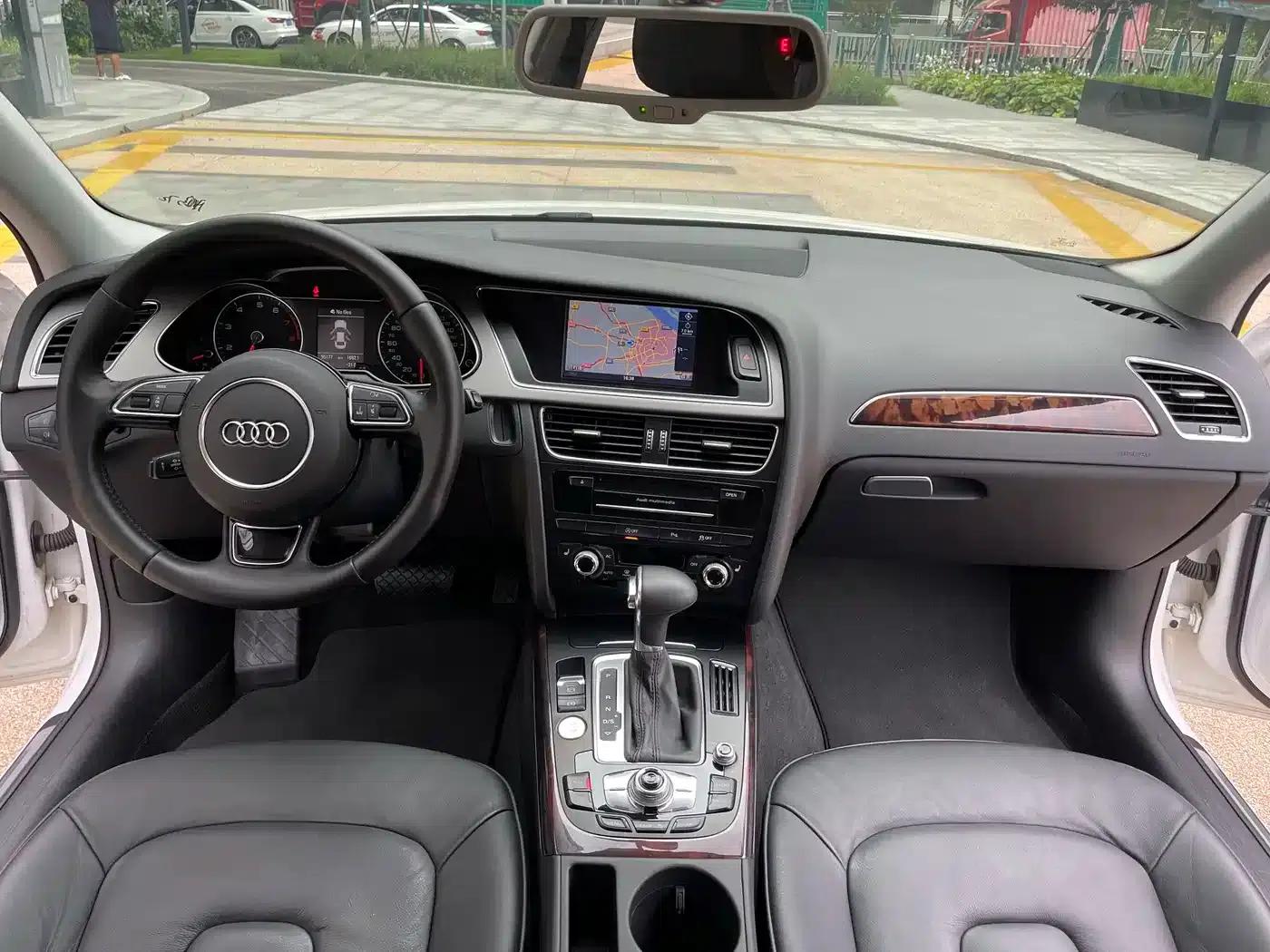 Audi A4L 2013 35 TFSI Automatic Technology Edition — миниатюра 8