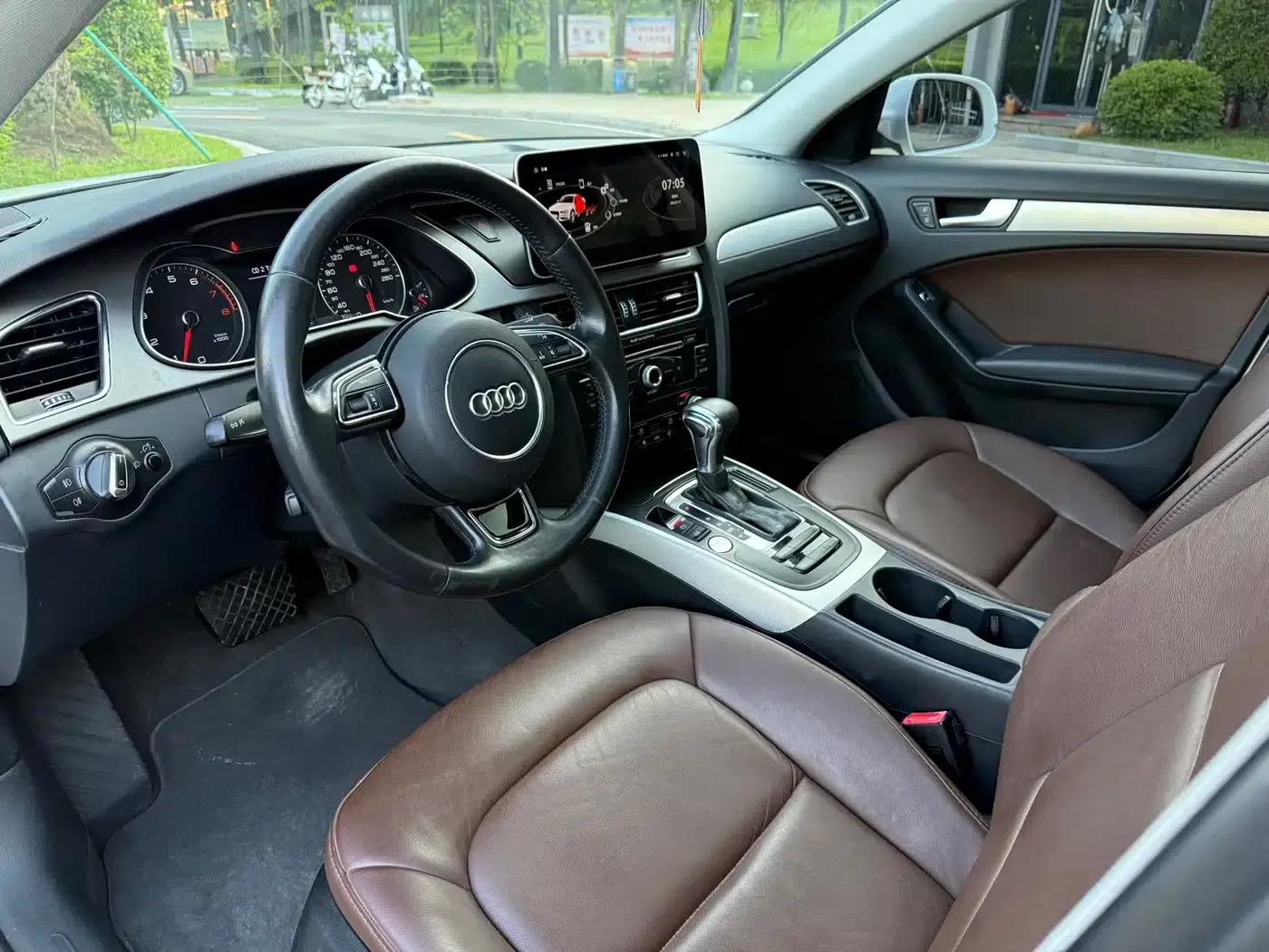 Audi A4L 2016 35 TFSI Classic Edition Automatic Standard Model — миниатюра 11