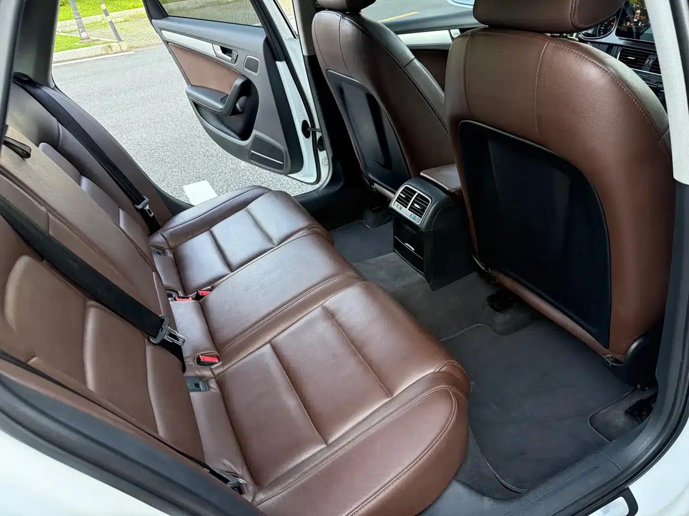 Audi A4L 2016 35 TFSI Classic Edition Automatic Standard Model — миниатюра 12