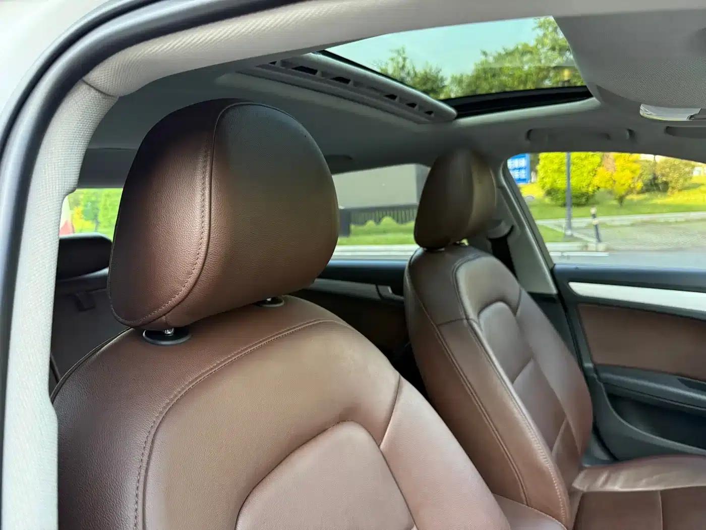 Audi A4L 2016 35 TFSI Classic Edition Automatic Standard Model — миниатюра 15