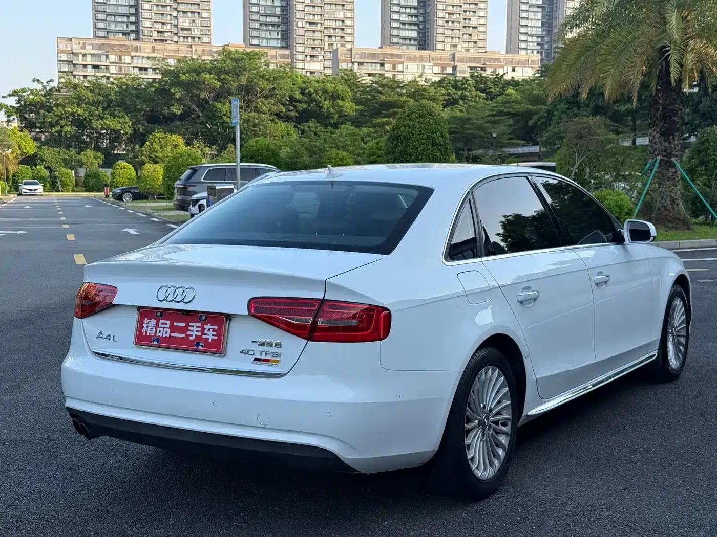 Audi A4L 2016 35 TFSI Classic Edition Automatic Standard Model — миниатюра 5