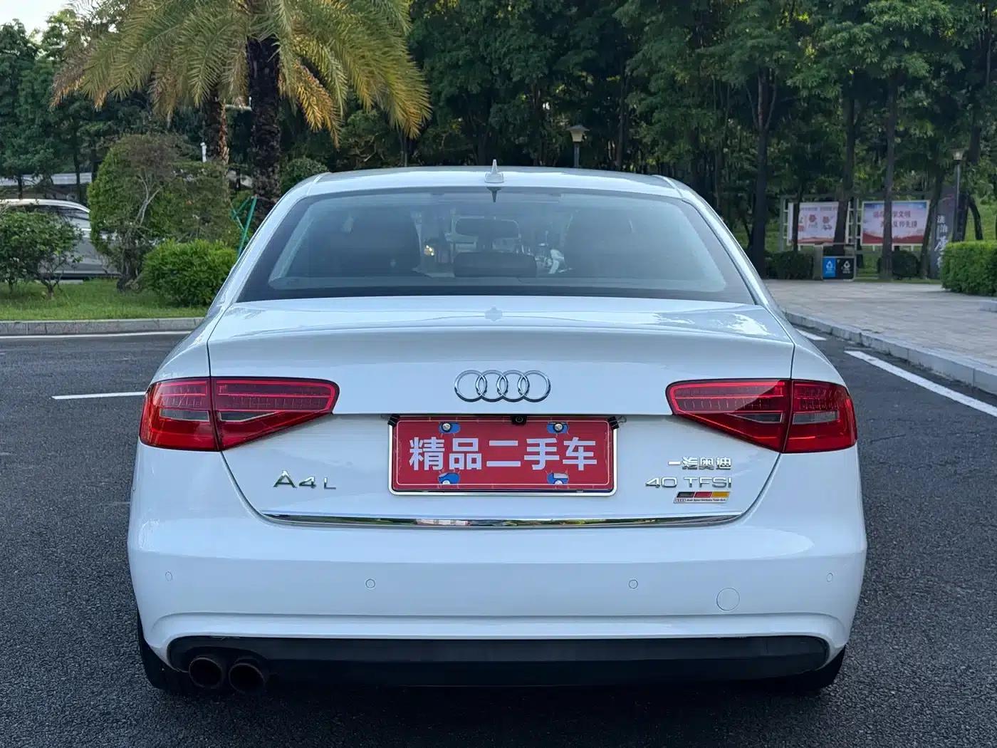 Audi A4L 2016 35 TFSI Classic Edition Automatic Standard Model — миниатюра 6