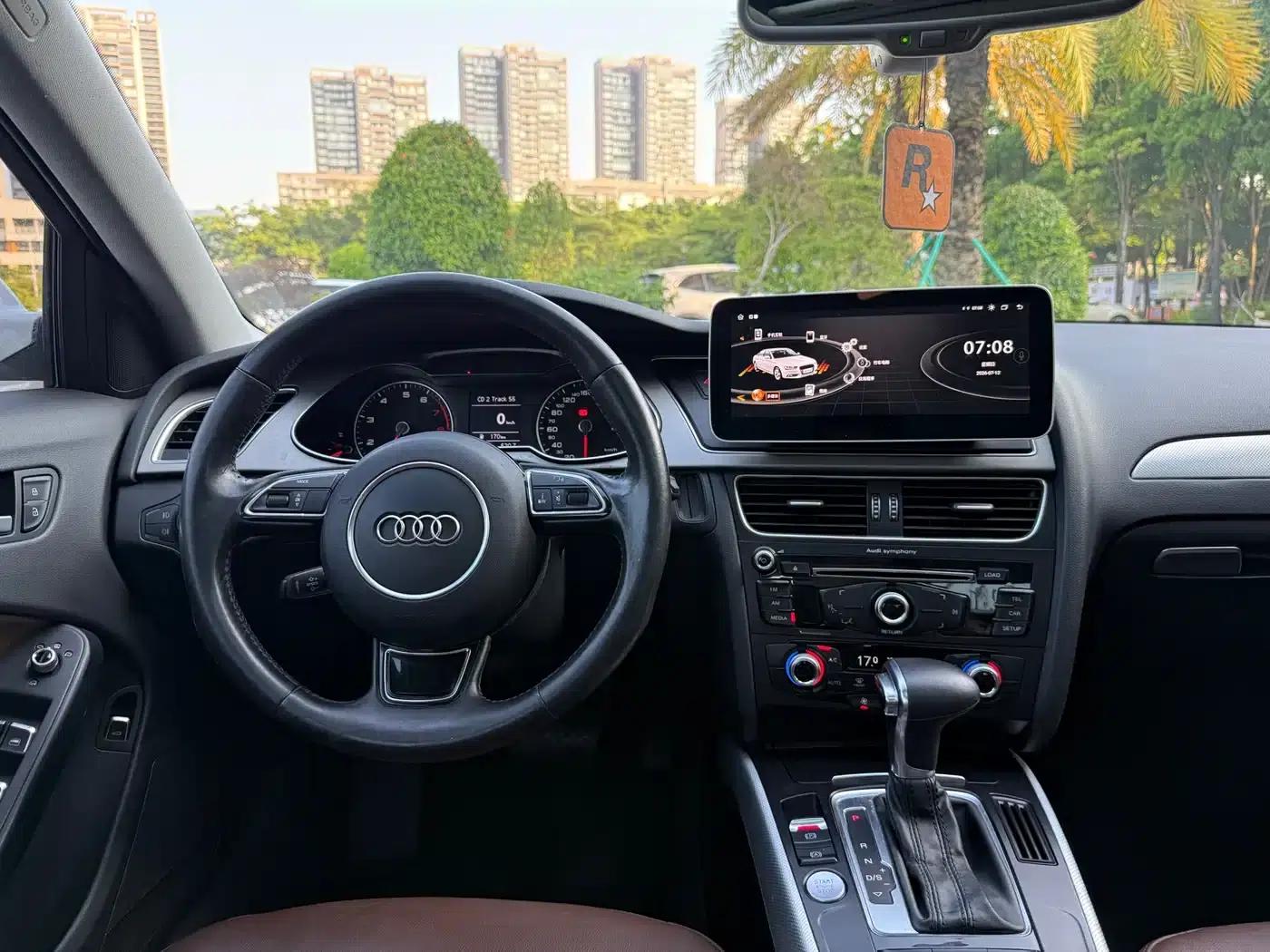 Audi A4L 2016 35 TFSI Classic Edition Automatic Standard Model — миниатюра 10