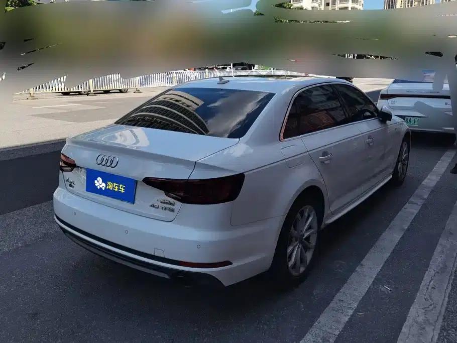 Audi A4L 2018 30th Anniversary Edition 40 TFSI Fashion Model — миниатюра 3