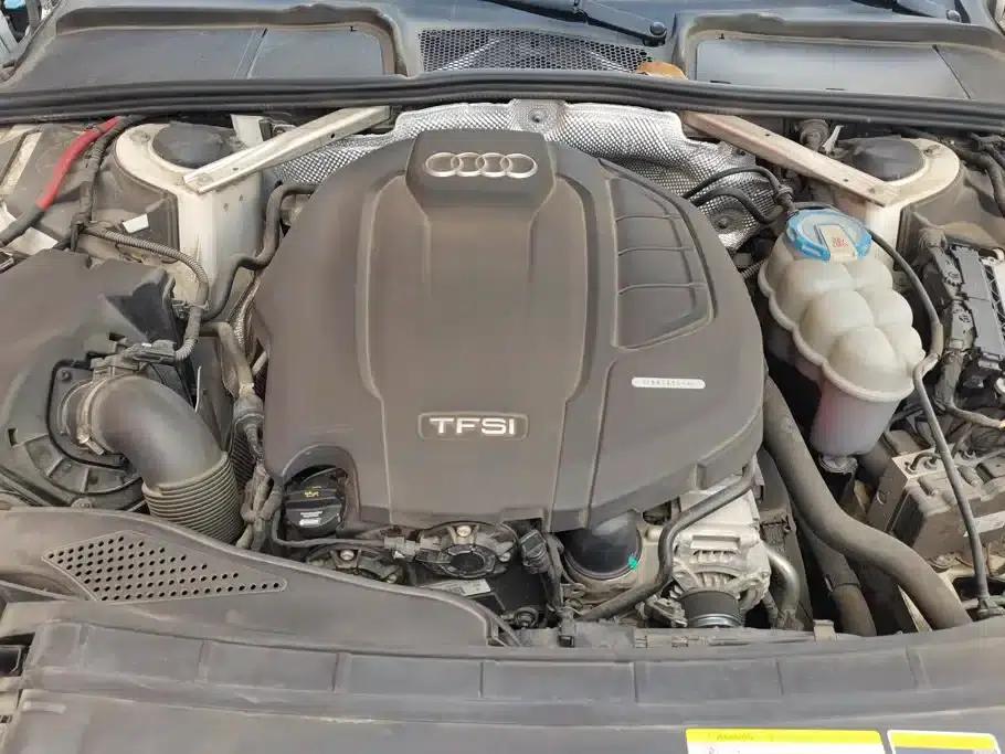 Audi A4L 2018 30th Anniversary Edition 40 TFSI Fashion Model — миниатюра 10