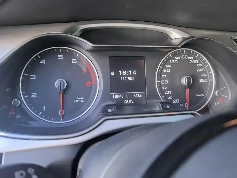 Audi A4L 2015 35 TFSI Automatic Comfort — миниатюра 14