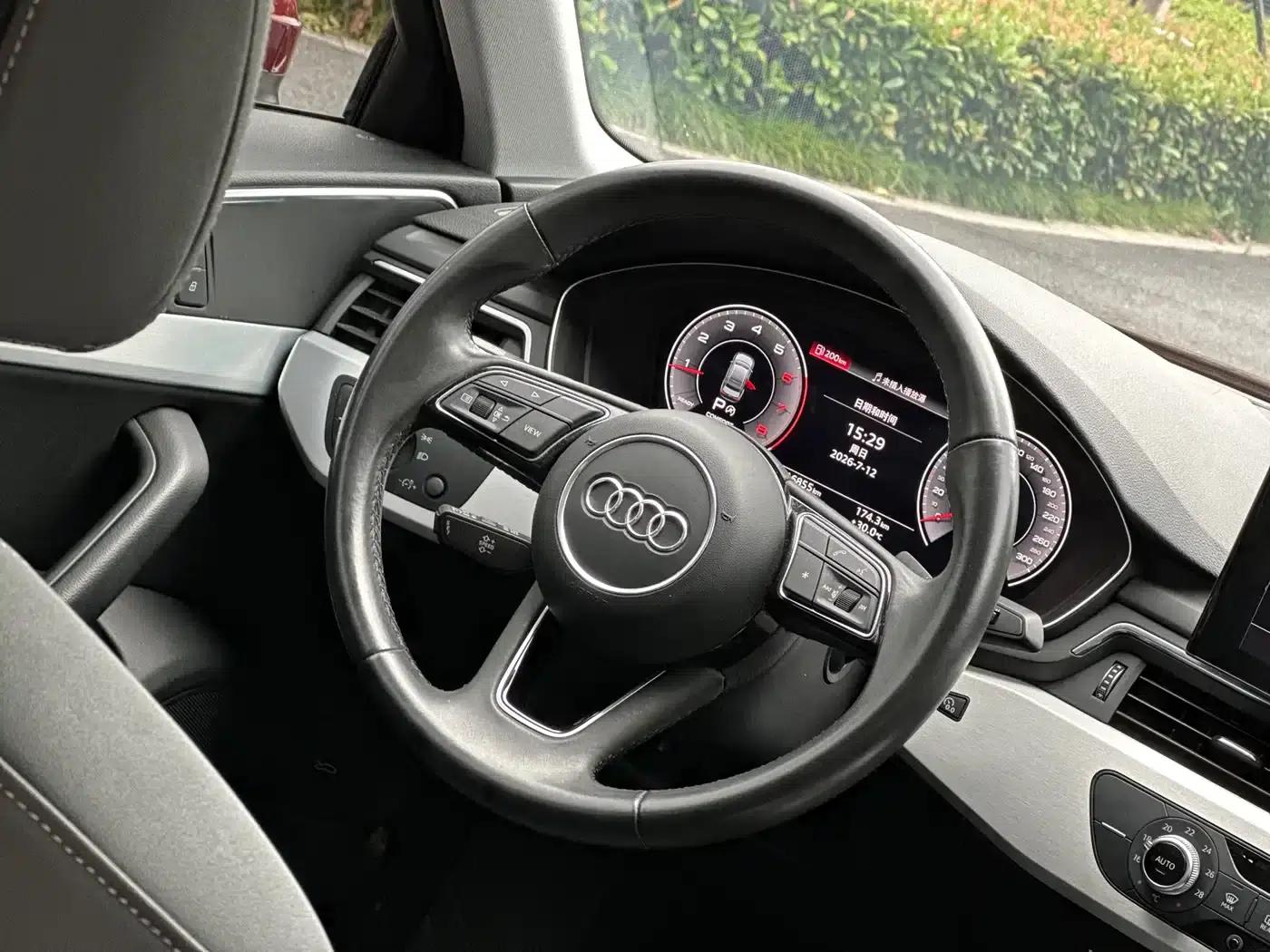 Audi A4L 2022 40 TFSI Fashion Dynamic Edition — миниатюра 14