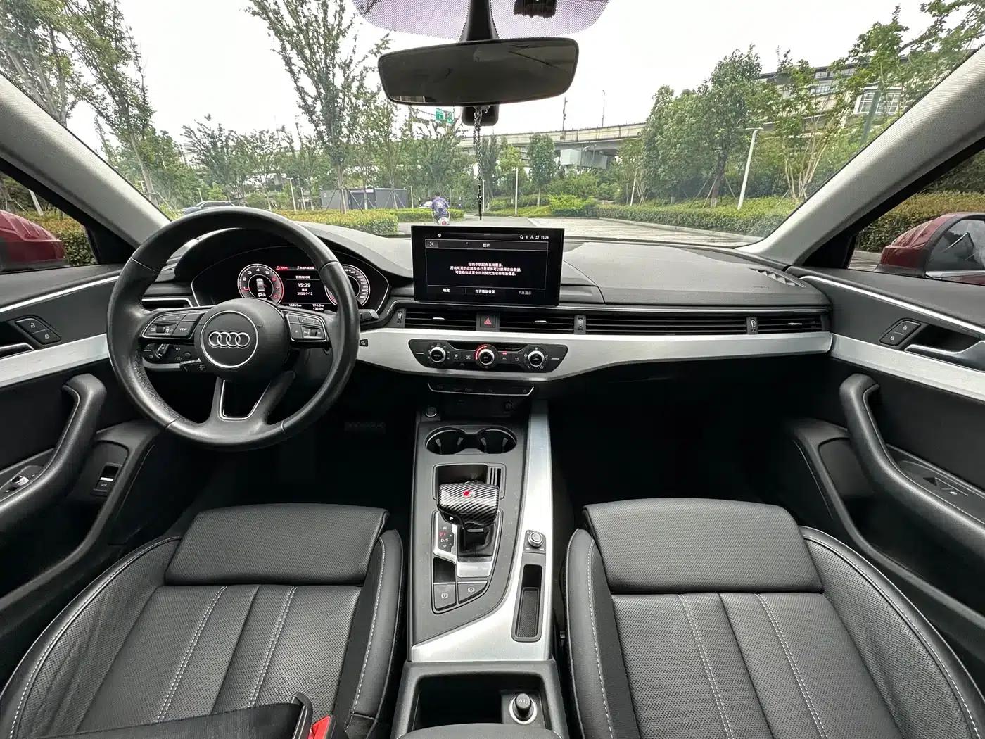 Audi A4L 2022 40 TFSI Fashion Dynamic Edition — миниатюра 8