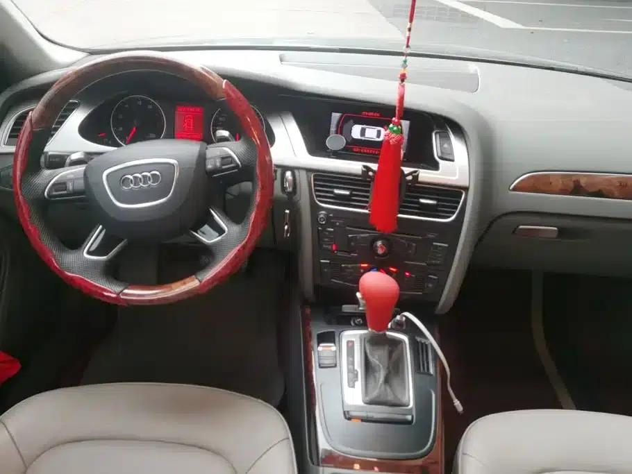 Audi A4L 2011 2.0 TFSI Standard Edition — миниатюра 12