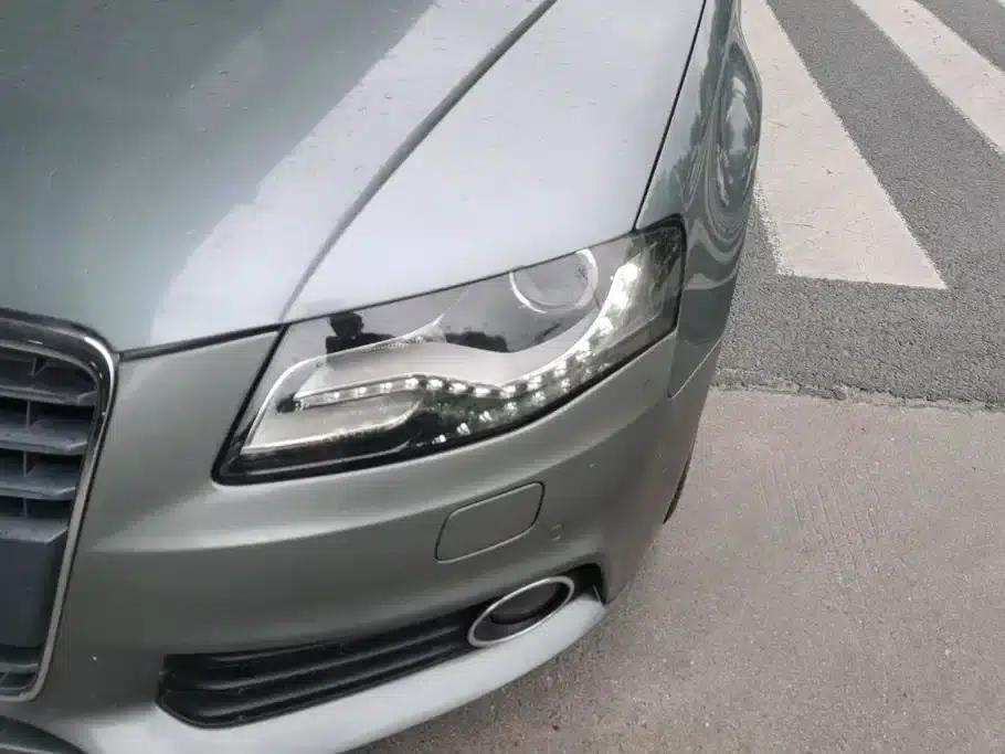 Audi A4L 2011 2.0 TFSI Standard Edition — миниатюра 5