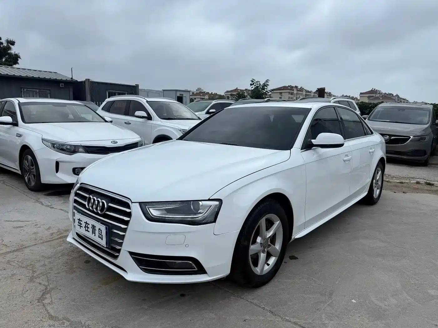 Audi A4L 2013 35 TFSI Automatic Comfort — миниатюра 1